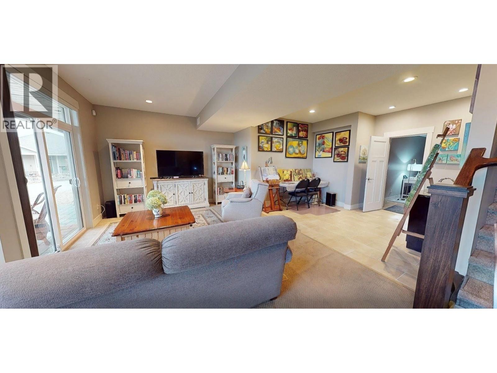 7 1117 Mt. Fosthall Drive, Vernon