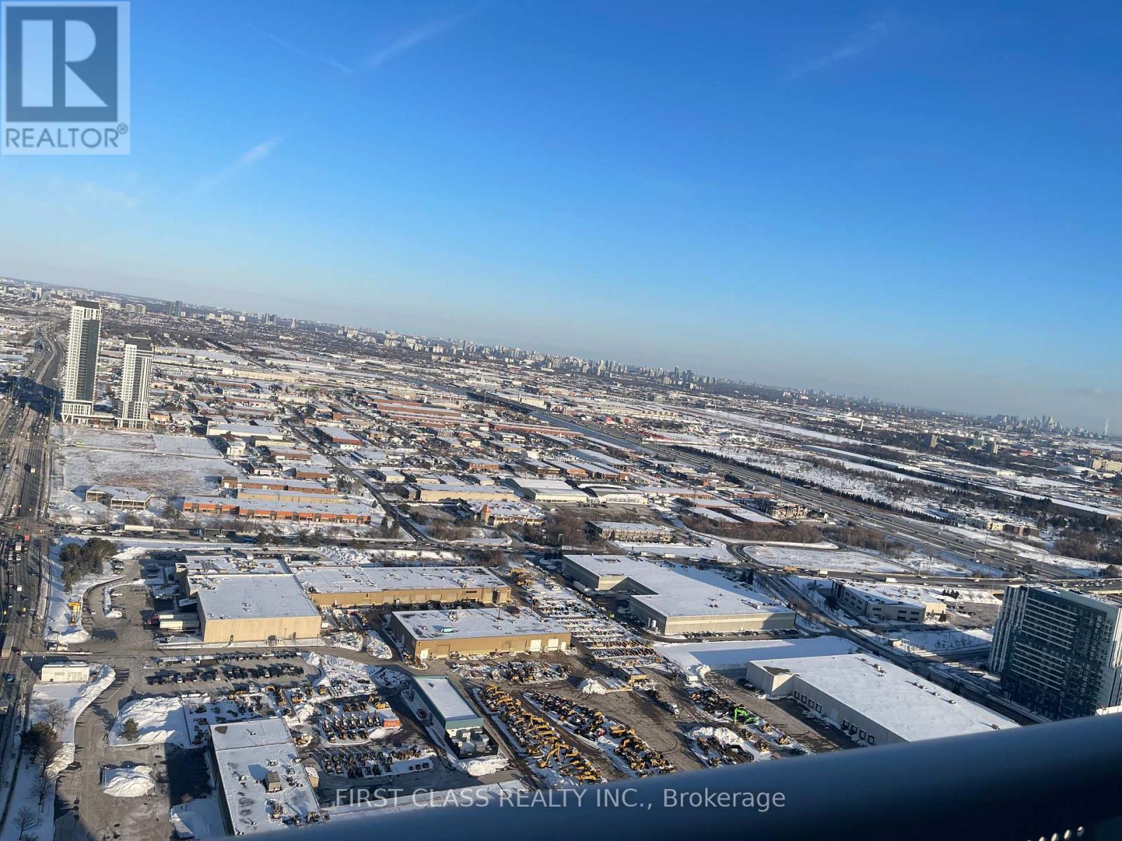 8 Interchange Unit 5607 photo 3