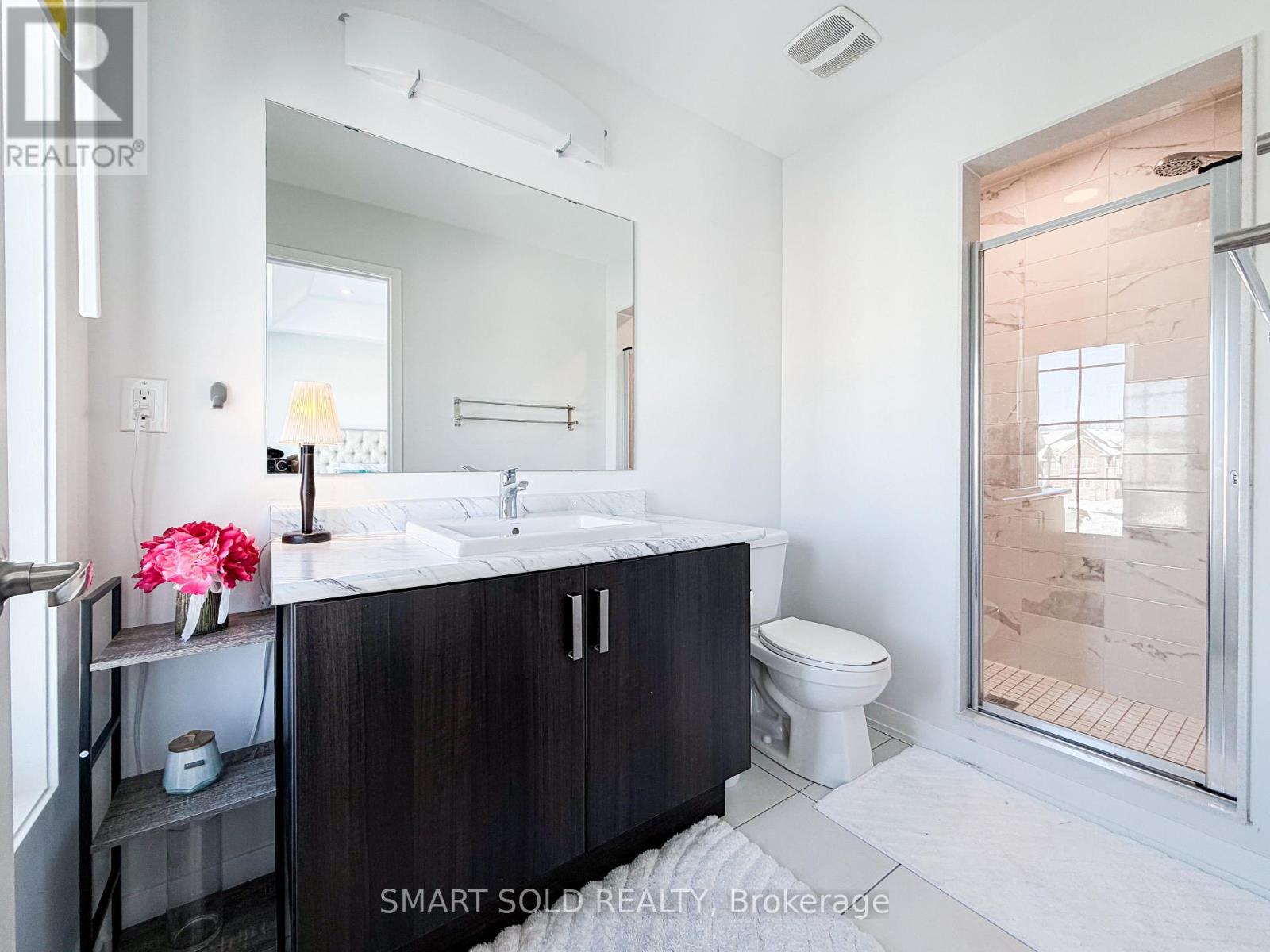 Single Family House for Sale in  LADY DOLORES AVENUE Vaughan (Patterson) 