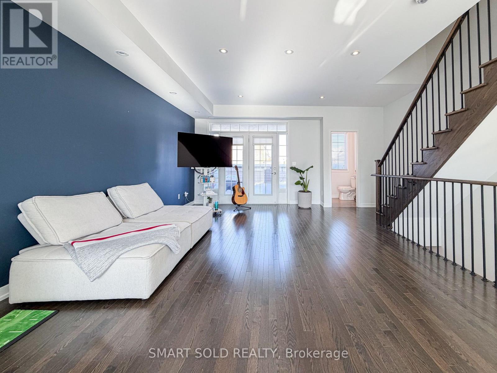 Single Family House for Sale in  LADY DOLORES AVENUE Vaughan (Patterson) 