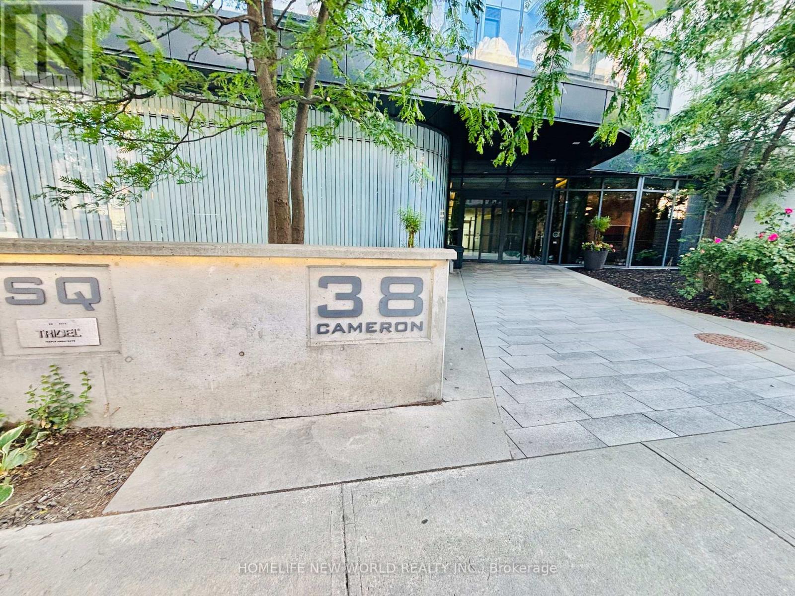 #423 38 CAMERON STREET - 1