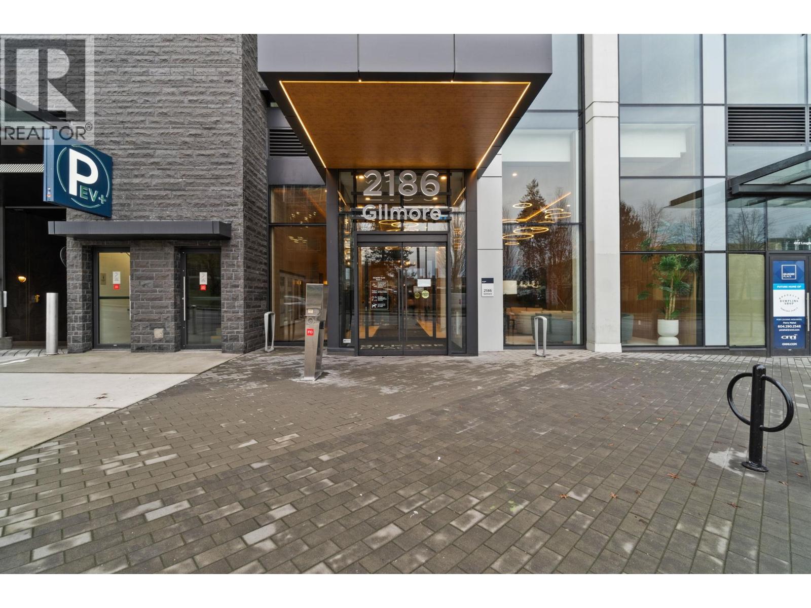 2902 2186 GILMORE AVENUE - Photo 2 of 37, Vancouver, British Columbia