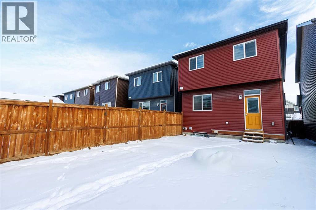 Single Family House for Sale in  Savanna Link NE Saddle Ridge Calgary 