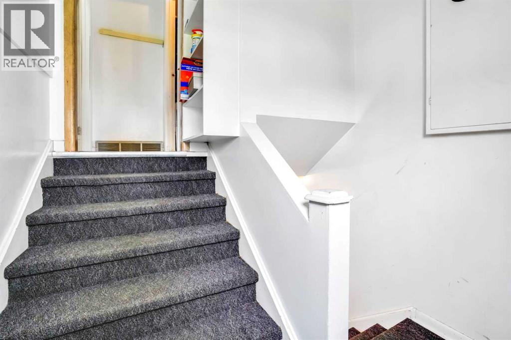 Multi-family House for Sale in   Avenue NW Tuxedo Park Calgary 