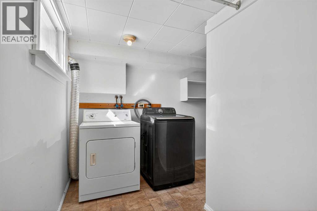 Single Family House Bungalow for Sale in  Centre Street NW Thorncliffe Calgary 