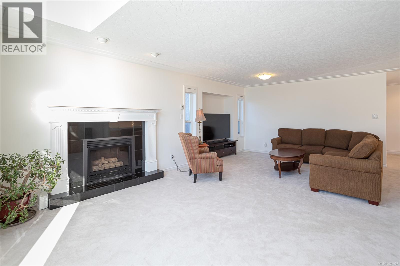  521 Pamela Place, Saanich