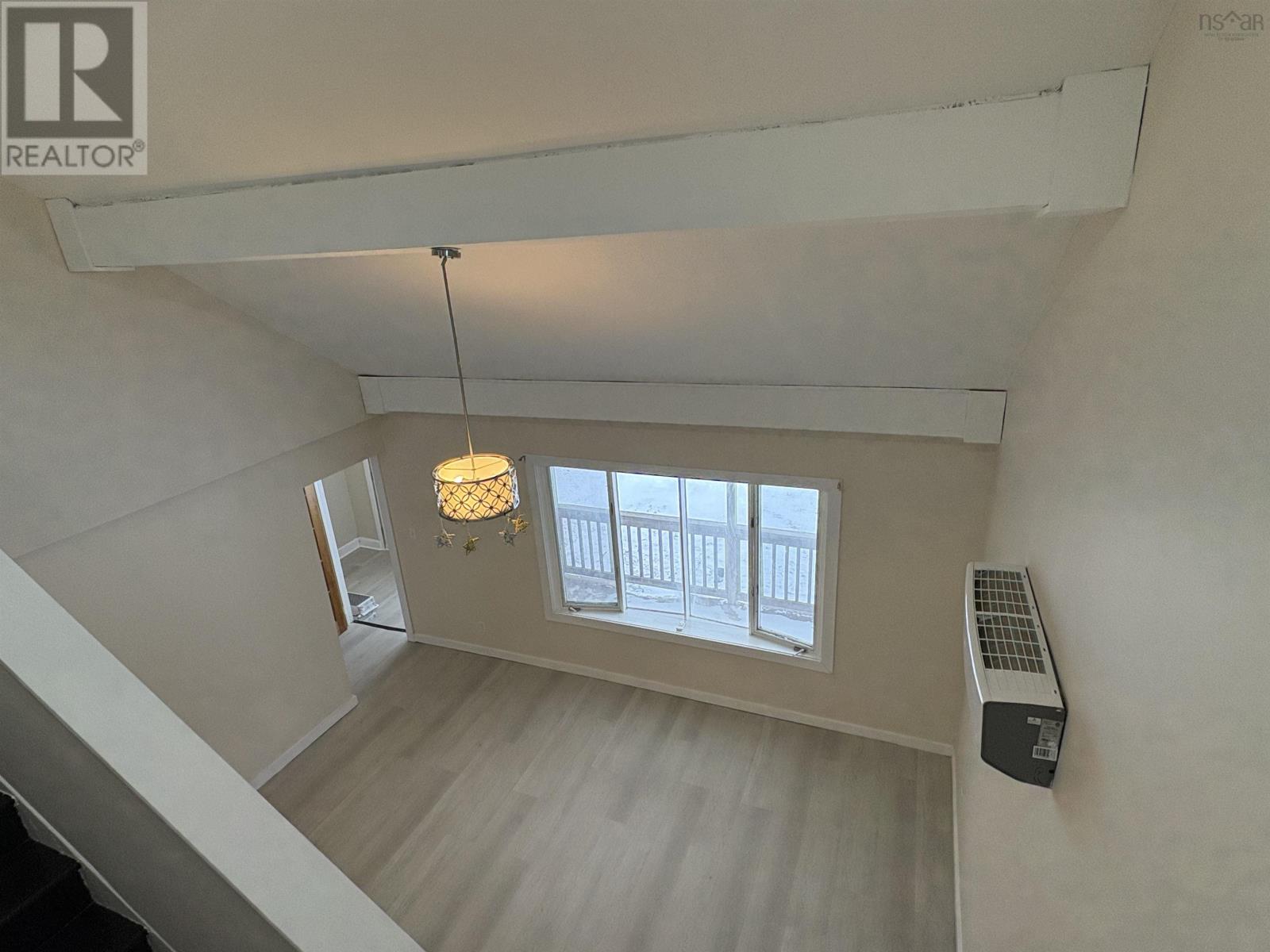 Property 8 of 31 of 177 Poplar Street