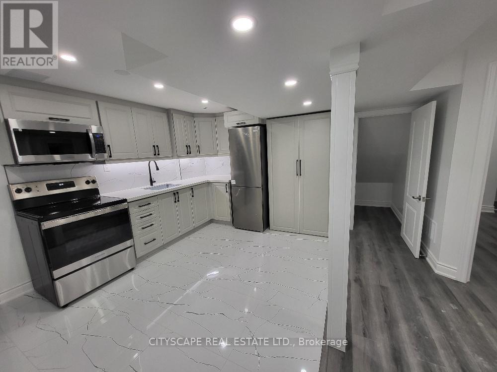 3207 Pebblewood Unit Lower photo 2