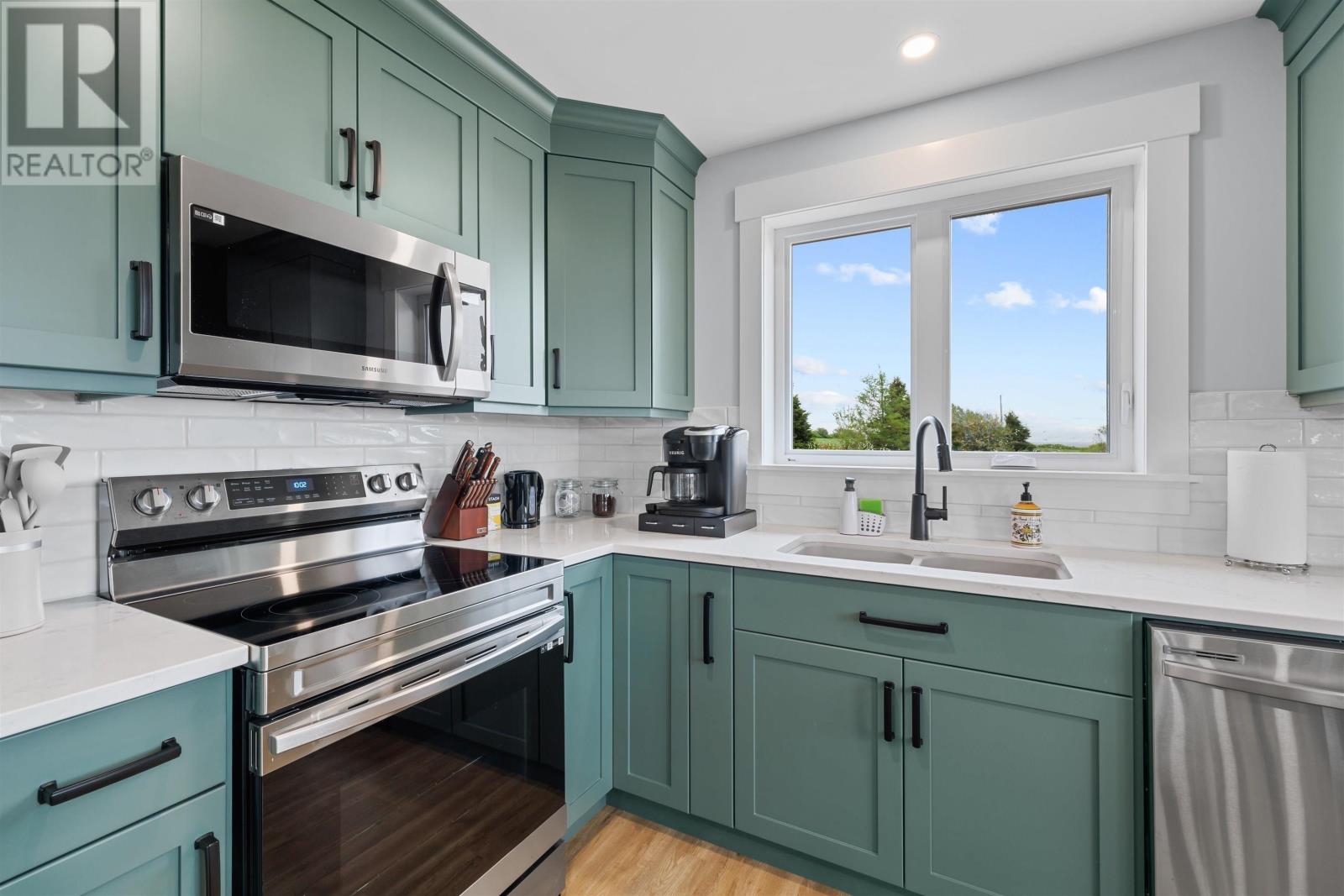 236 BLACKETT ROAD - 9