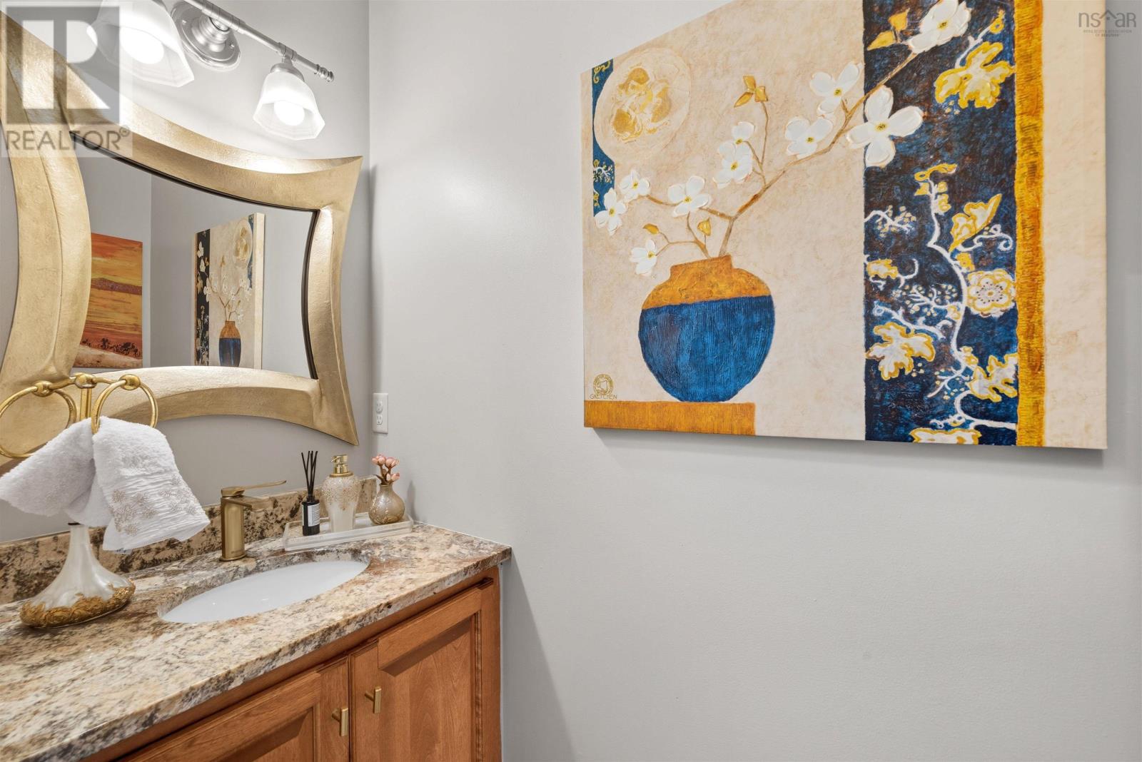 Property 4 of 49 of 7 Fathom Court