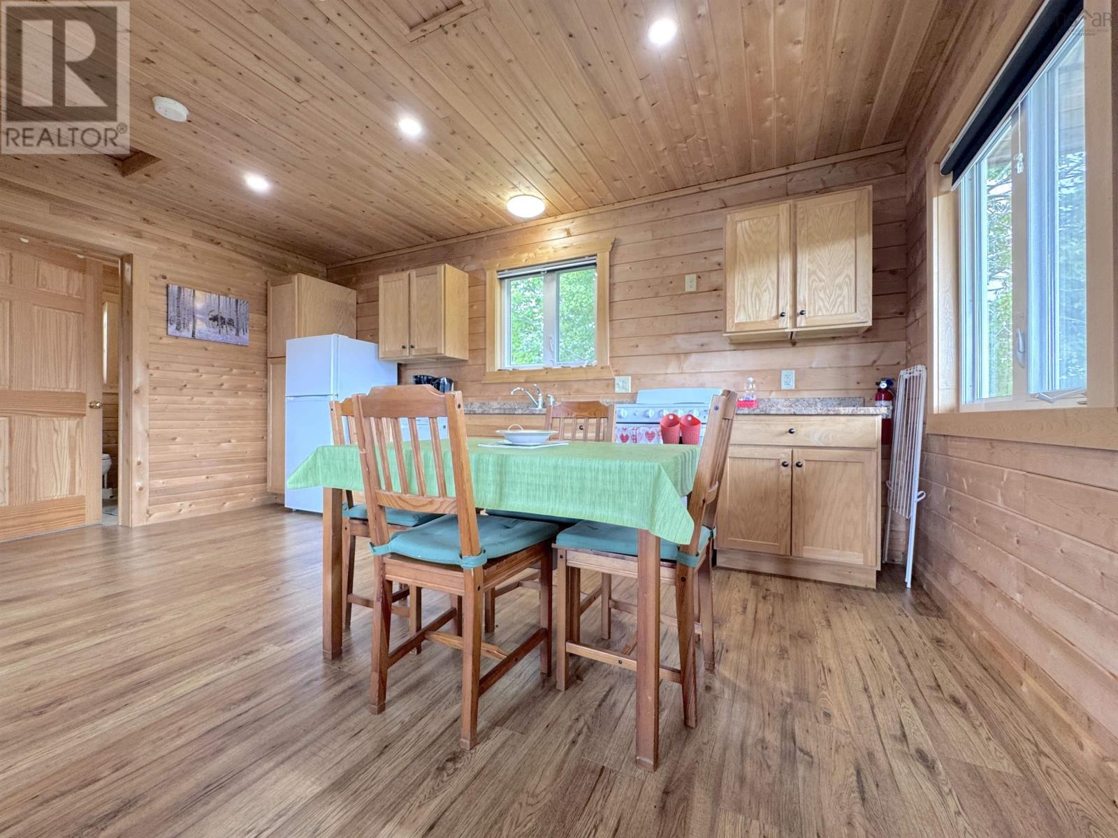 Property 8 of 48 of 1047 West Side Middle River Road