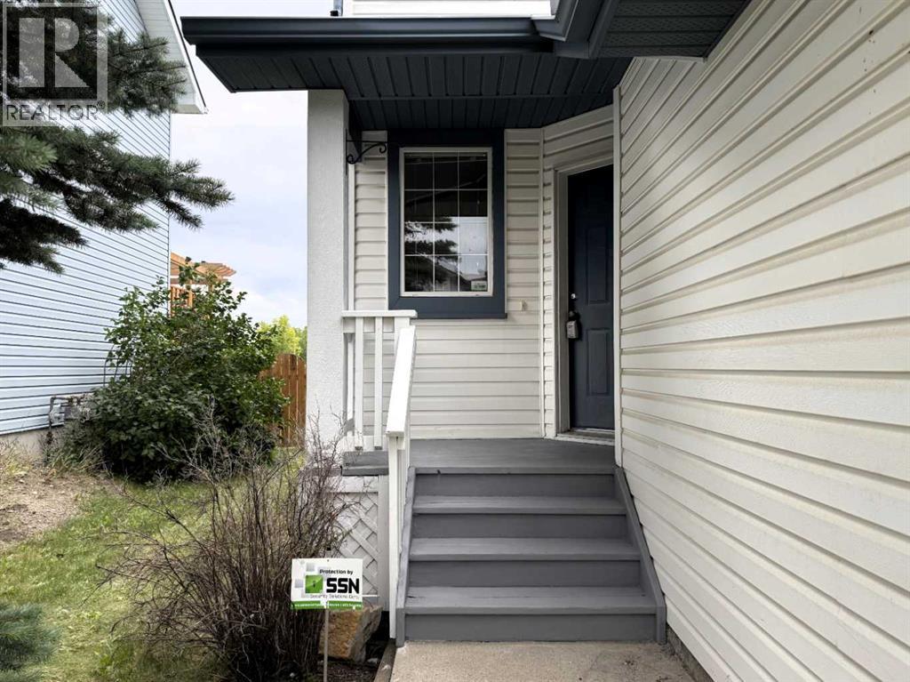 Single Family House for Sale in  Rocky Ridge Heath NW Rocky Ridge Calgary 