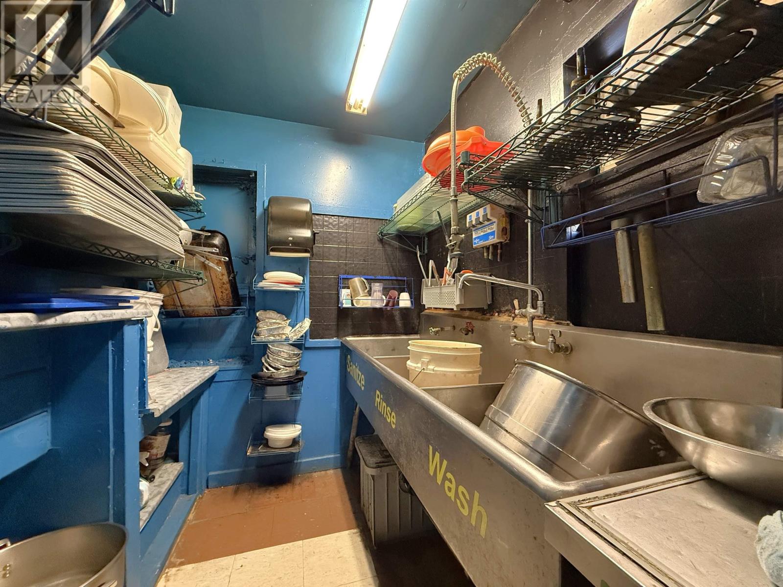 Property 22 of 30 of 5257 Highway 10