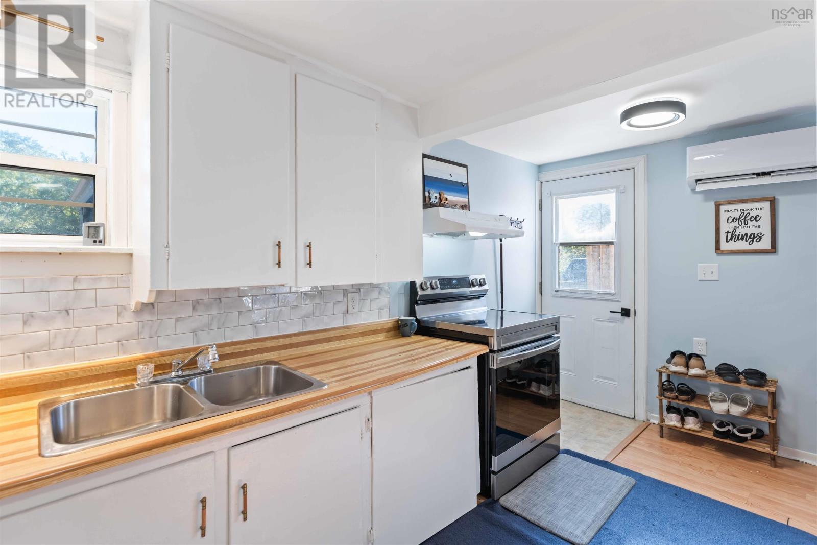 Property 10 of 31 of 1400 Marshall Road