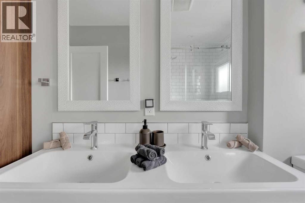 Single Family House Bungalow for Sale in  Garrick Drive SW Glamorgan Calgary 