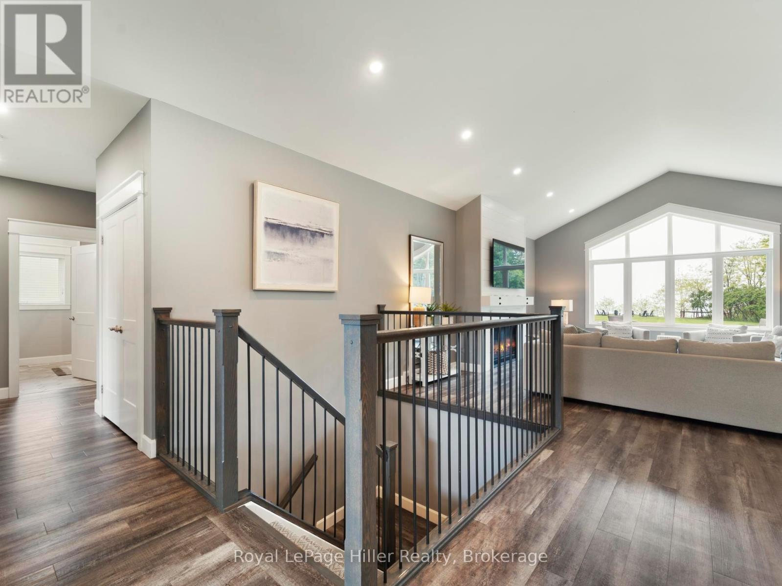 72431 BLUEWATER HIGHWAY - 12