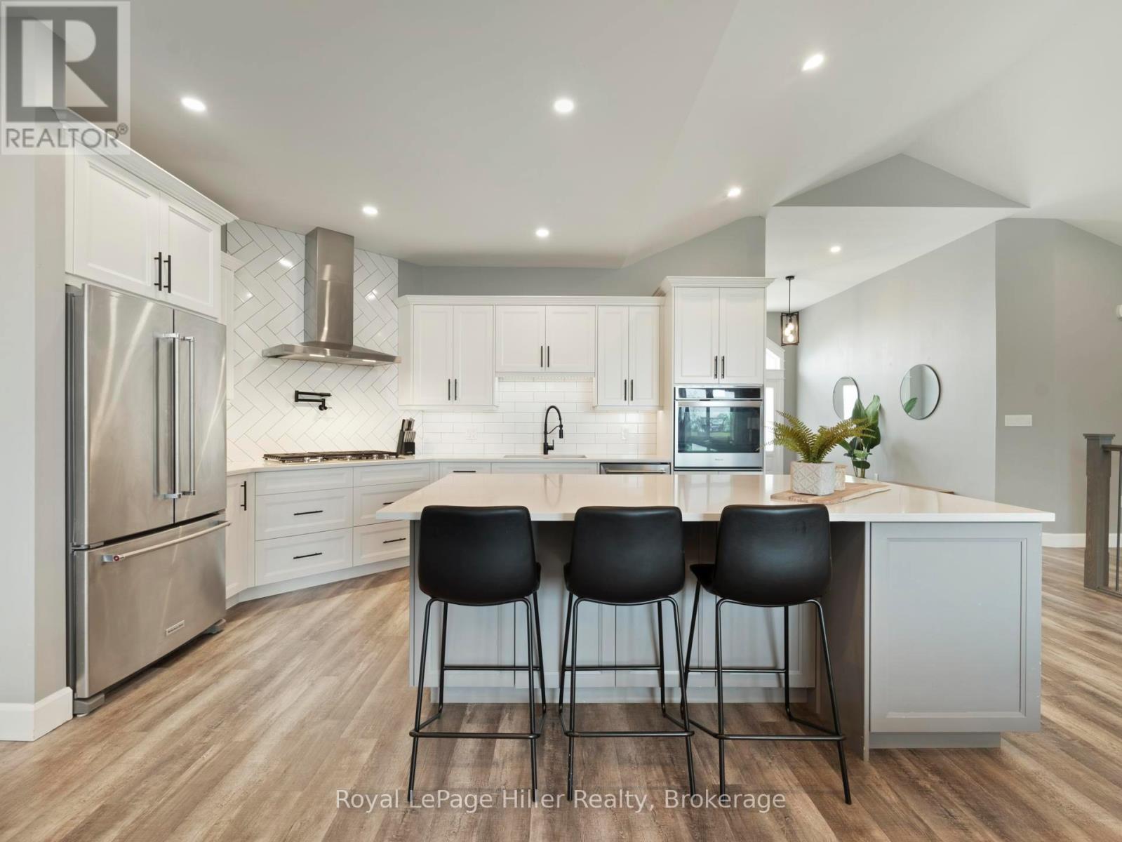 72431 BLUEWATER HIGHWAY - 14