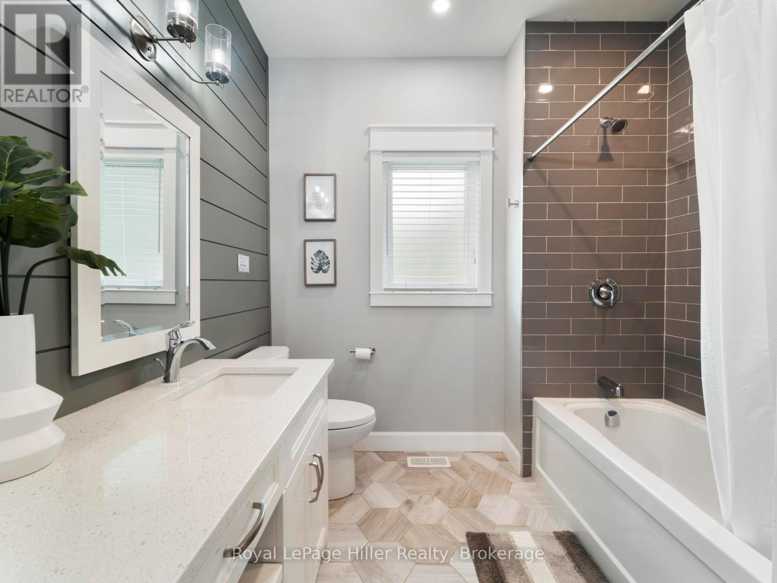 72431 BLUEWATER HIGHWAY - 27