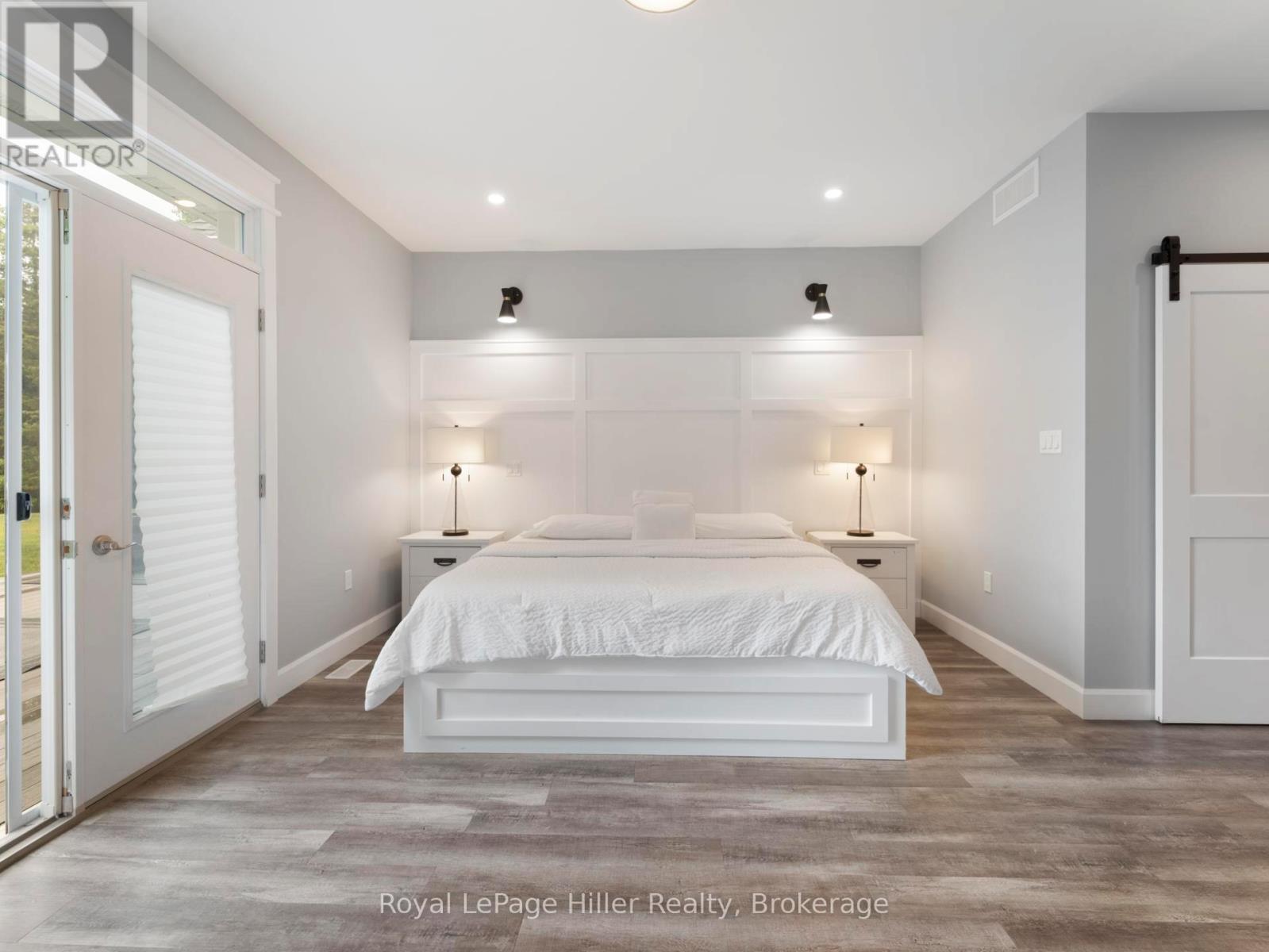 72431 BLUEWATER HIGHWAY - 33