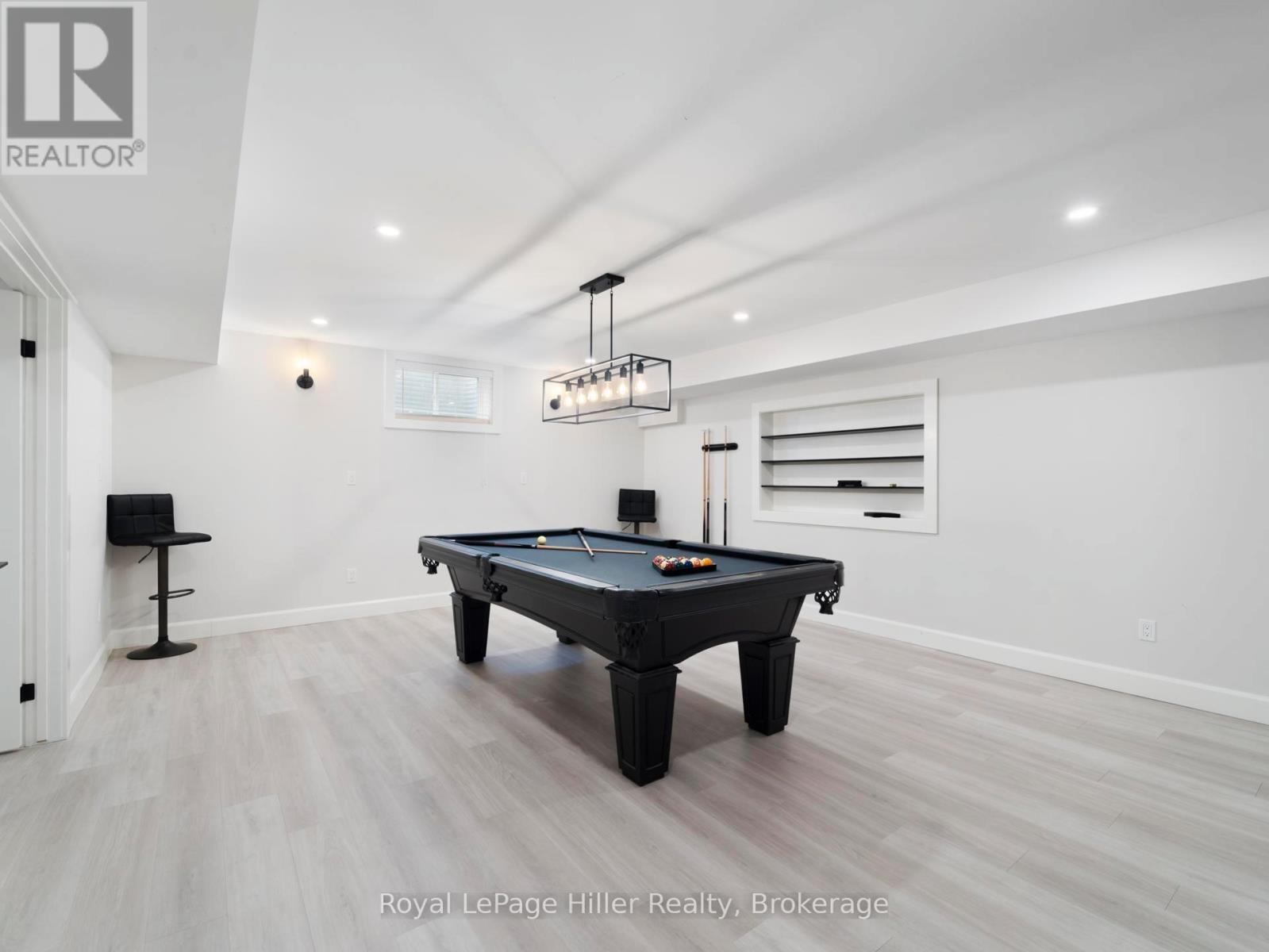 72431 BLUEWATER HIGHWAY - 34