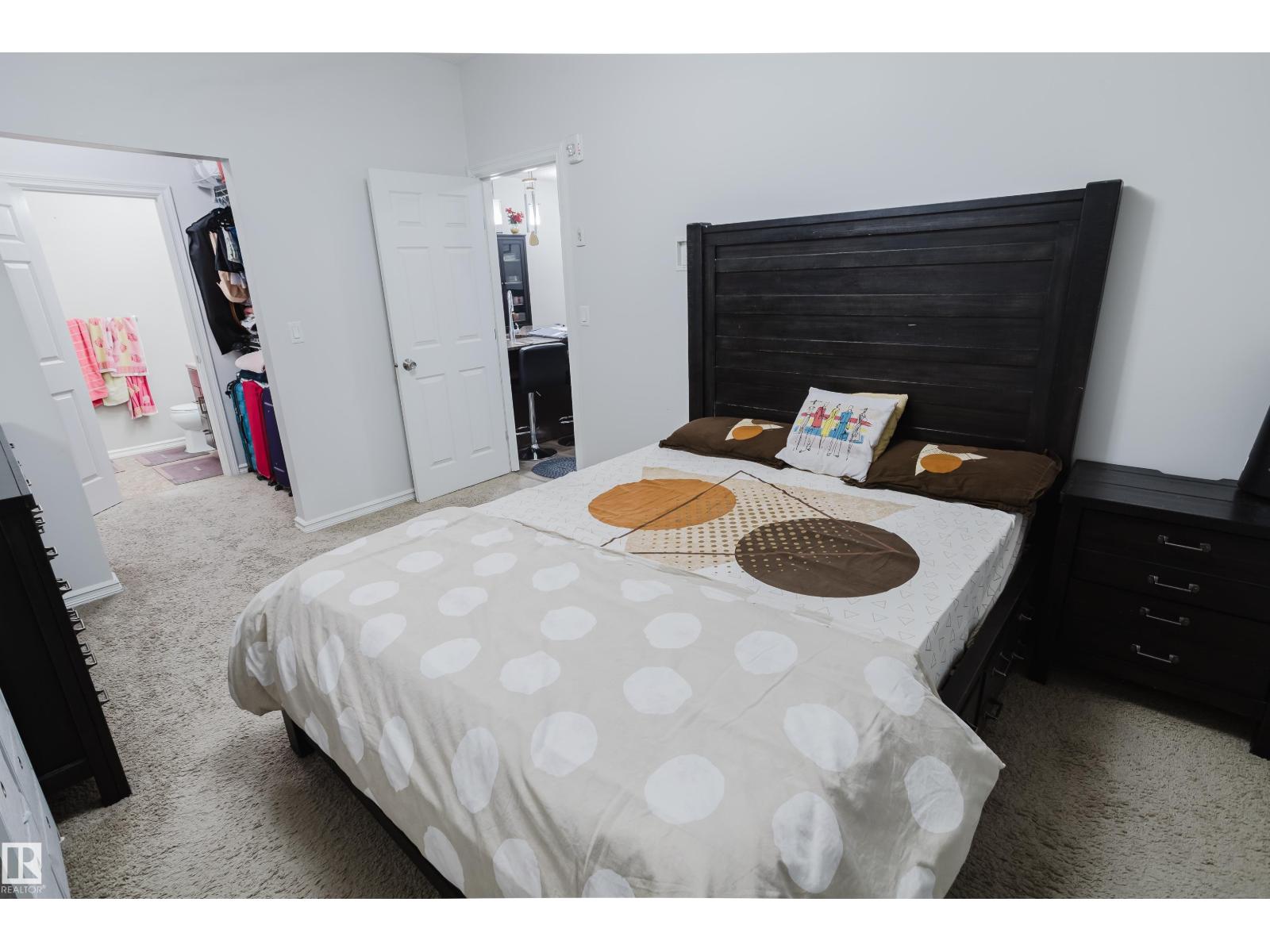 #415 2203 44 AV NW - 10