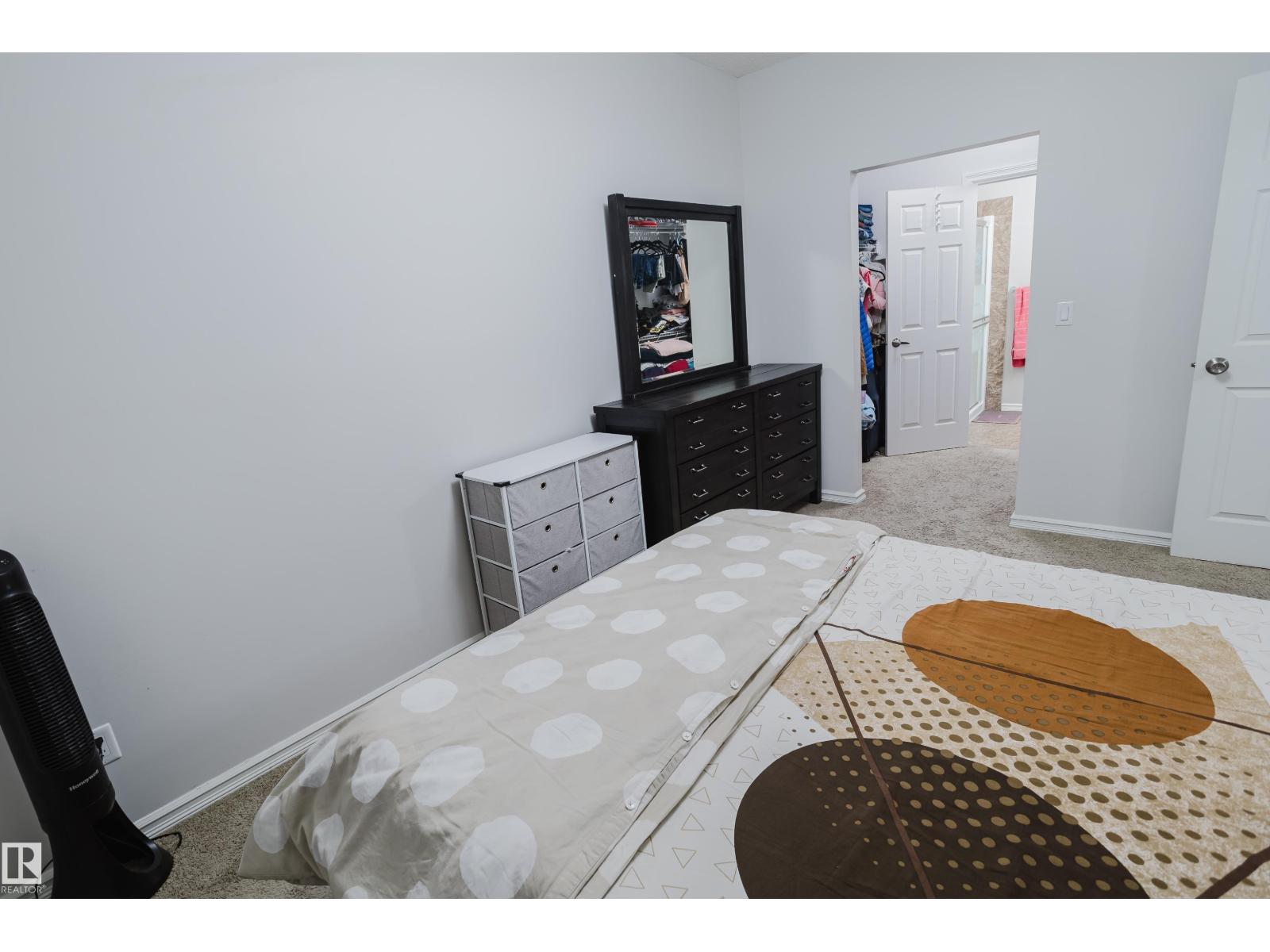 #415 2203 44 AV NW - 12