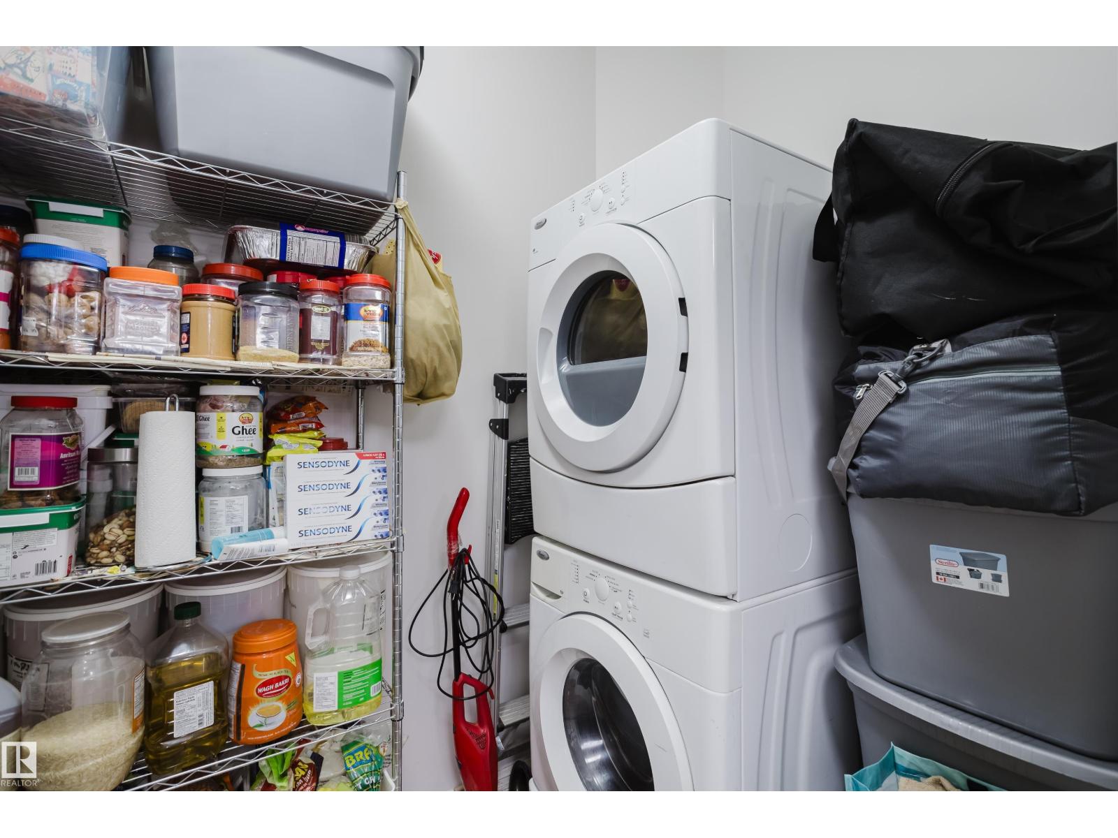 #415 2203 44 AV NW - 29
