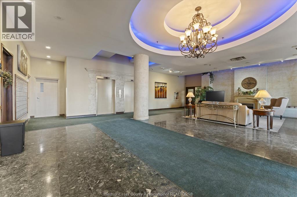 #1301 515 RIVERSIDE DRIVE WEST - 24
