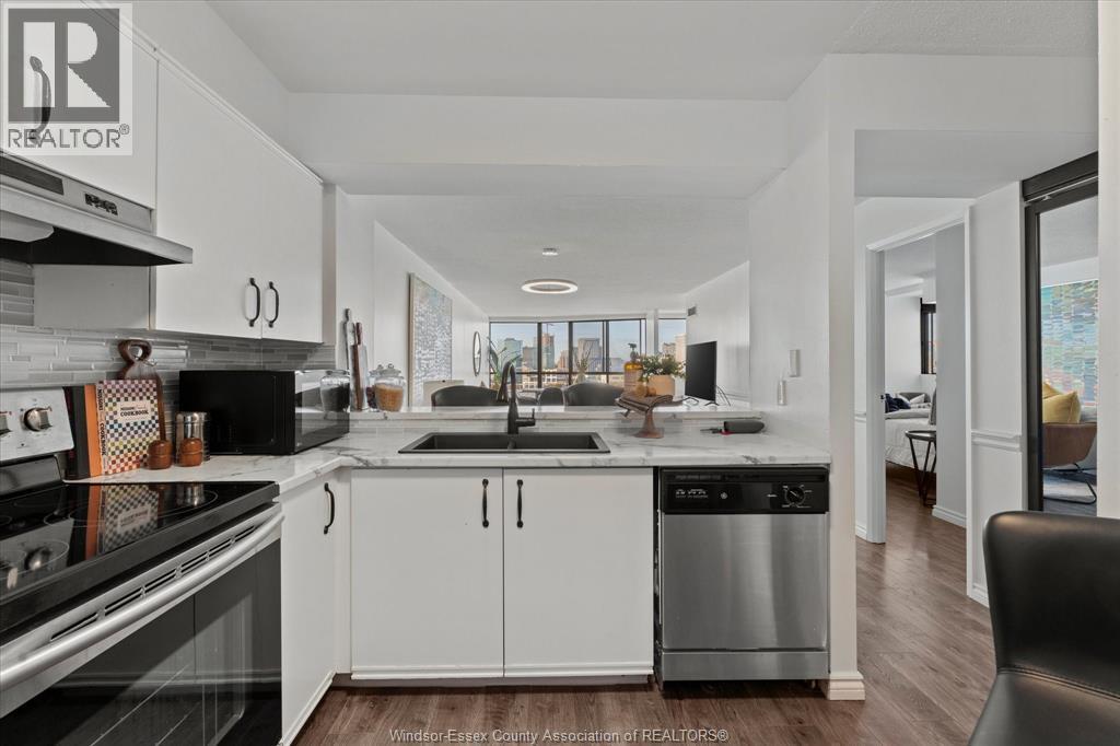 #1301 515 RIVERSIDE DRIVE WEST - 7