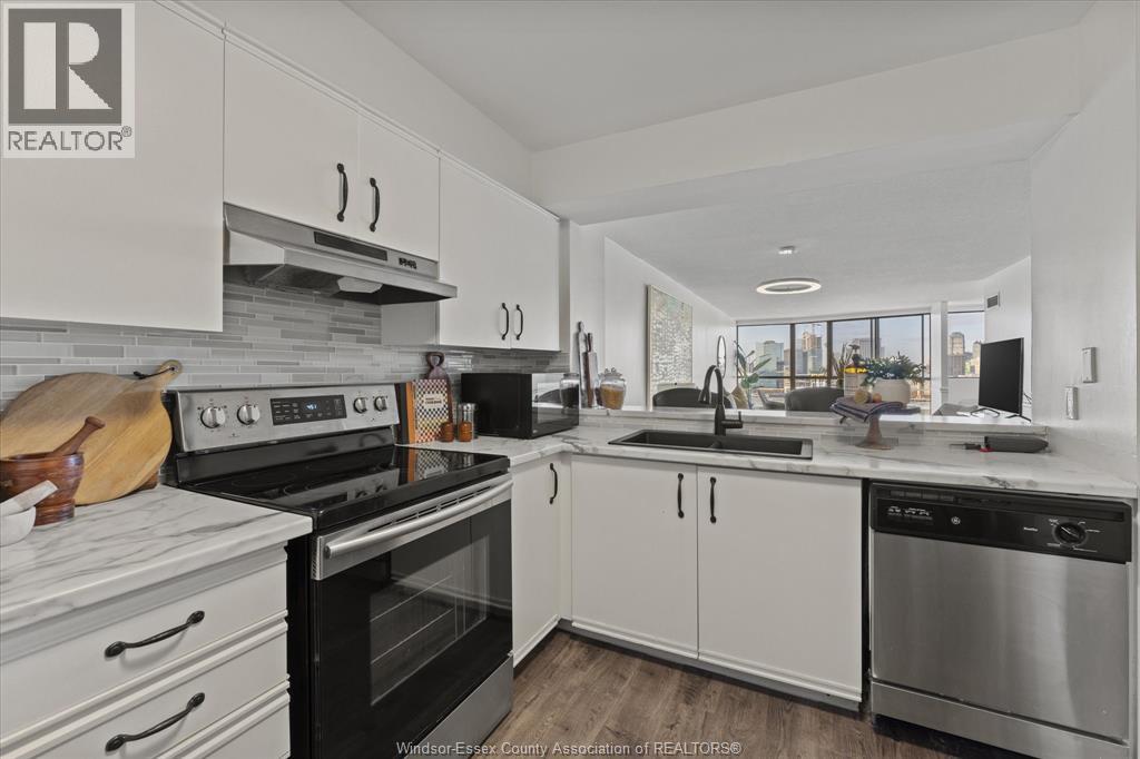 #1301 515 RIVERSIDE DRIVE WEST - 8