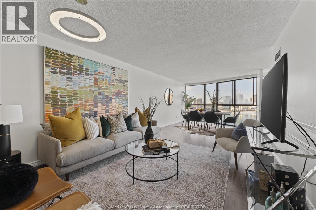 #1301 515 RIVERSIDE DRIVE WEST - 2