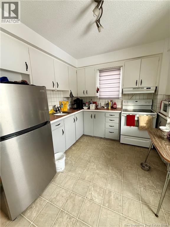 745 Murray Avenue — photo 18