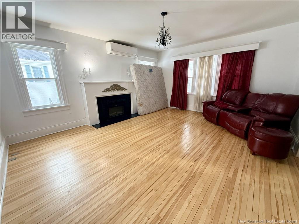 745 Murray Avenue — photo 8