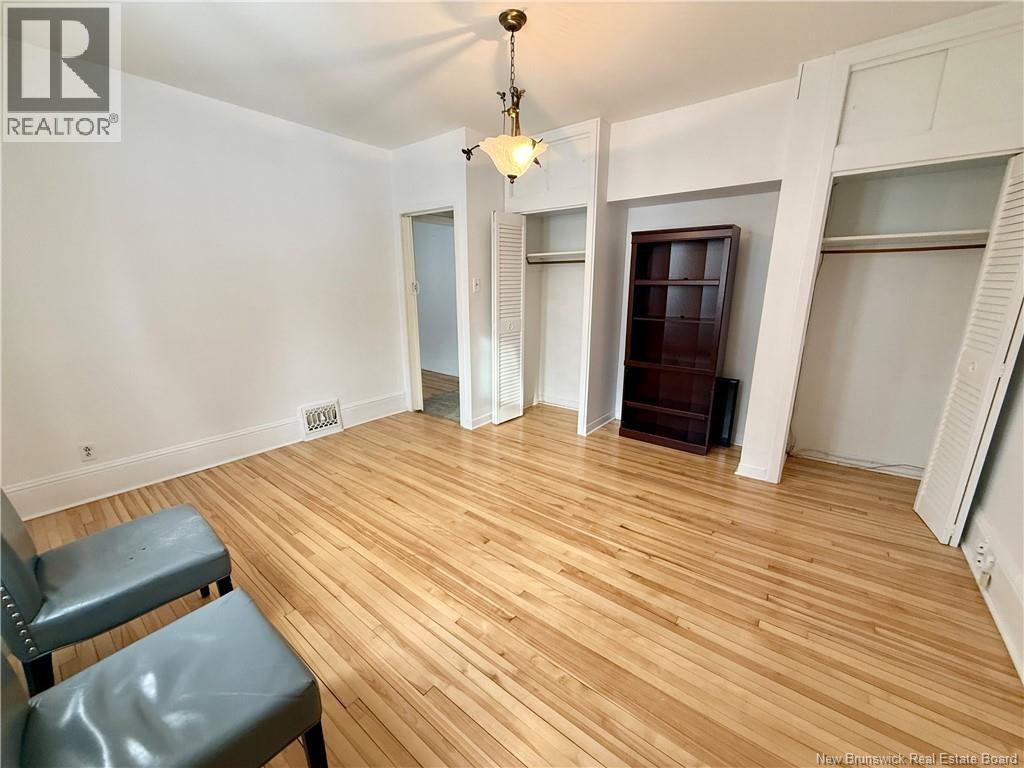 745 Murray Avenue — photo 9