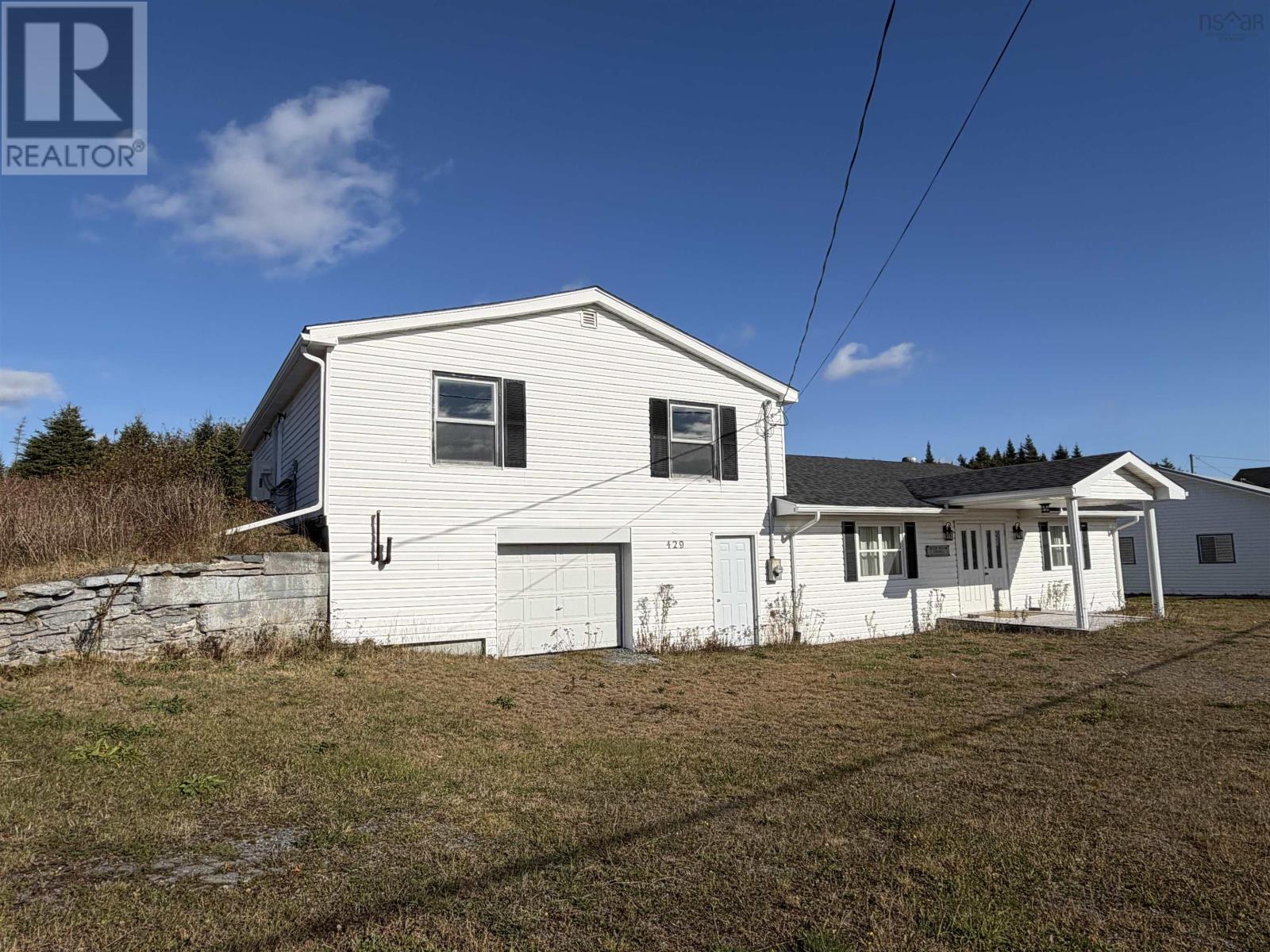 Property 3 of 41 of 429 Highway 7