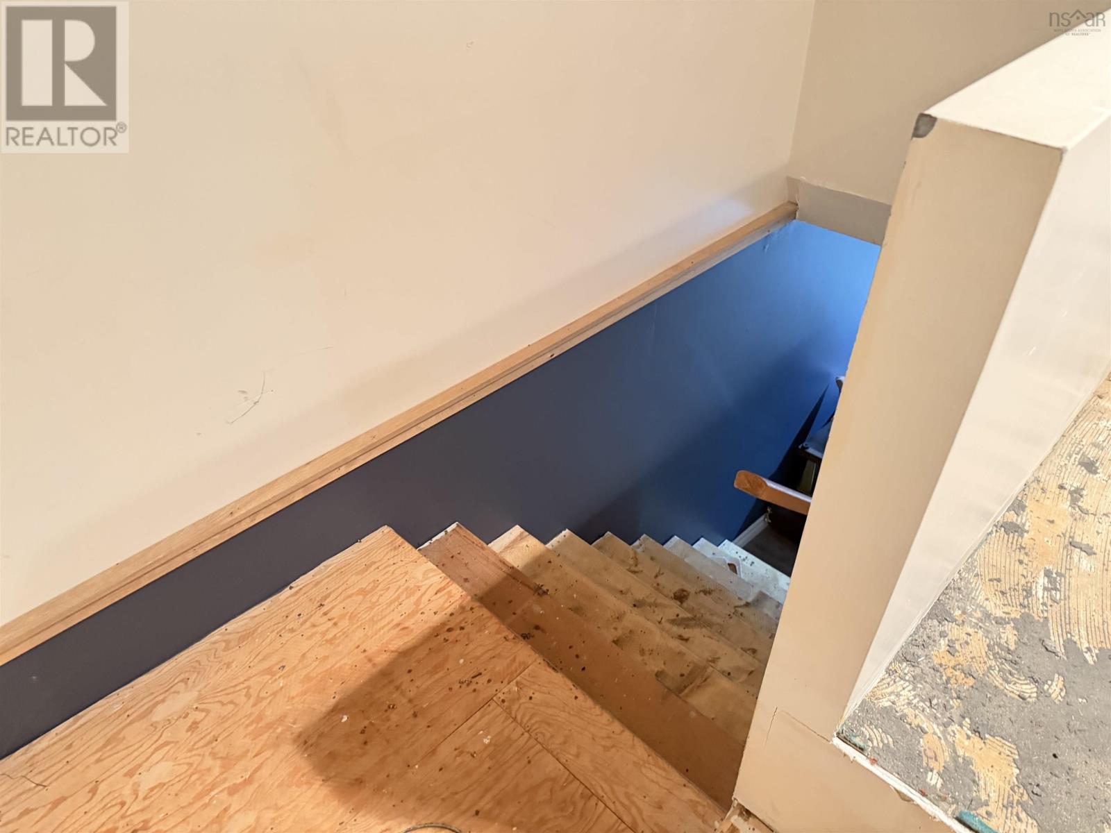 Property 27 of 41 of 429 Highway 7