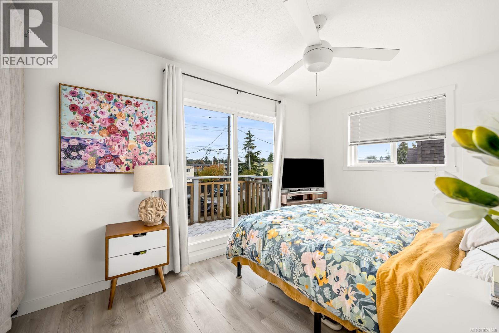 1883 & 1885 England Ave, Courtenay