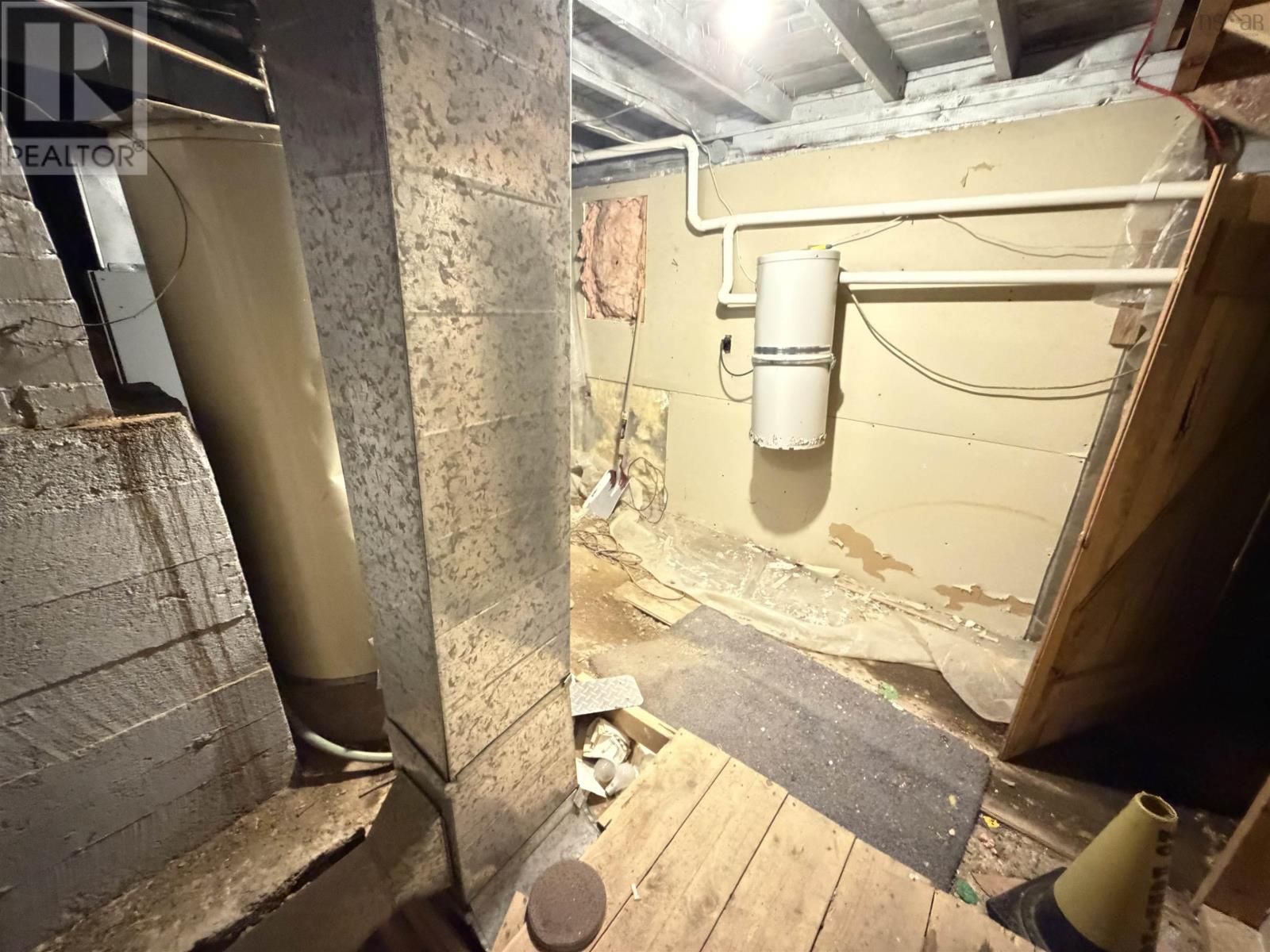 Property 26 of 40 of 429 Highway 7