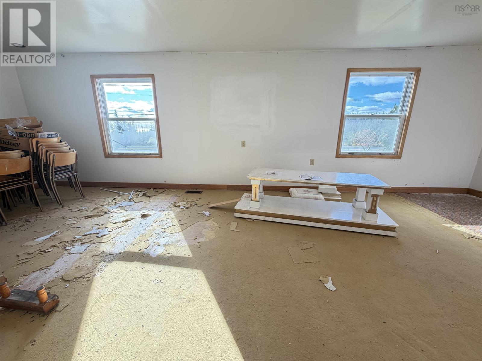 Property 37 of 40 of 429 Highway 7