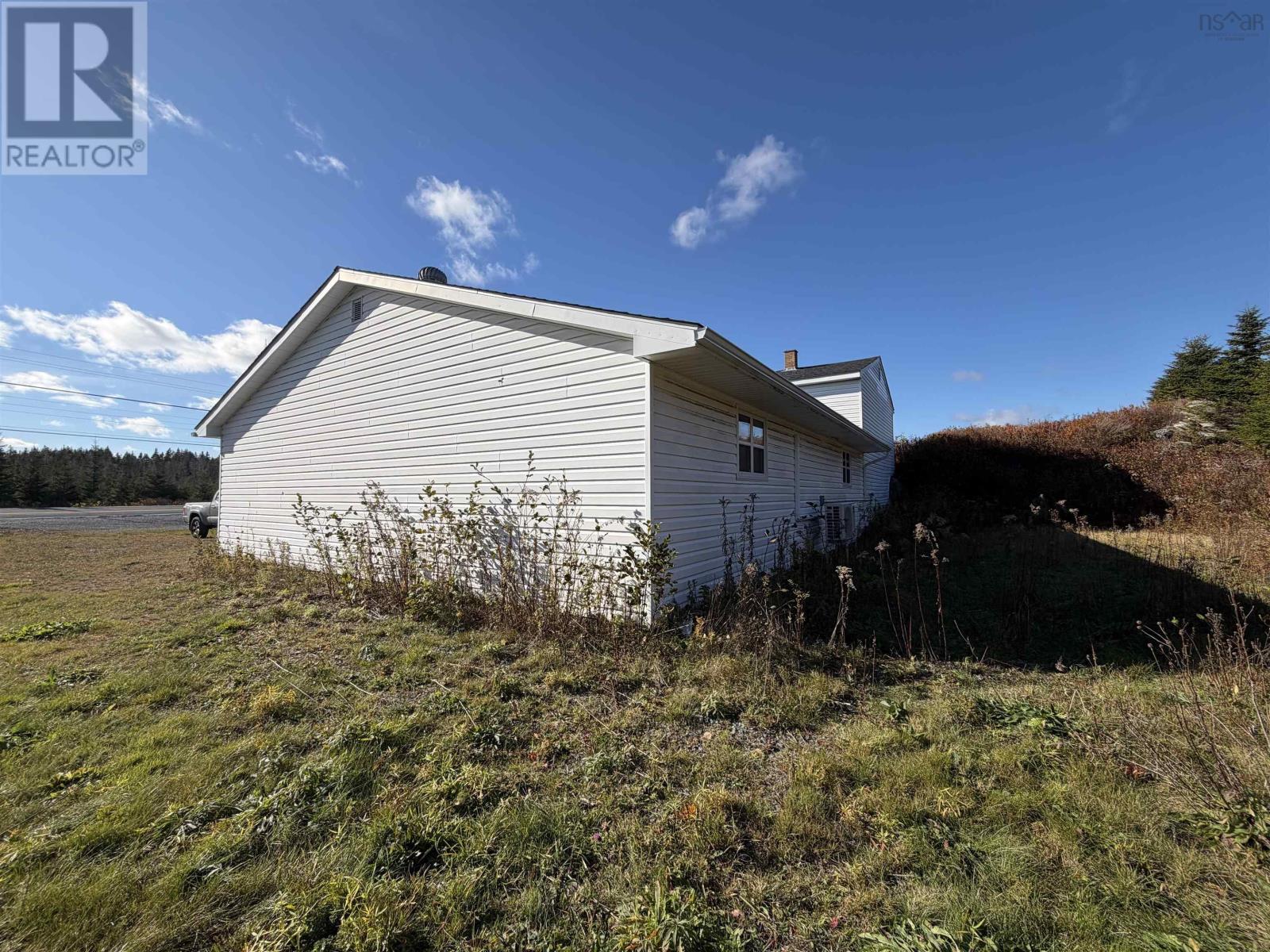 Property 4 of 40 of 429 Highway 7