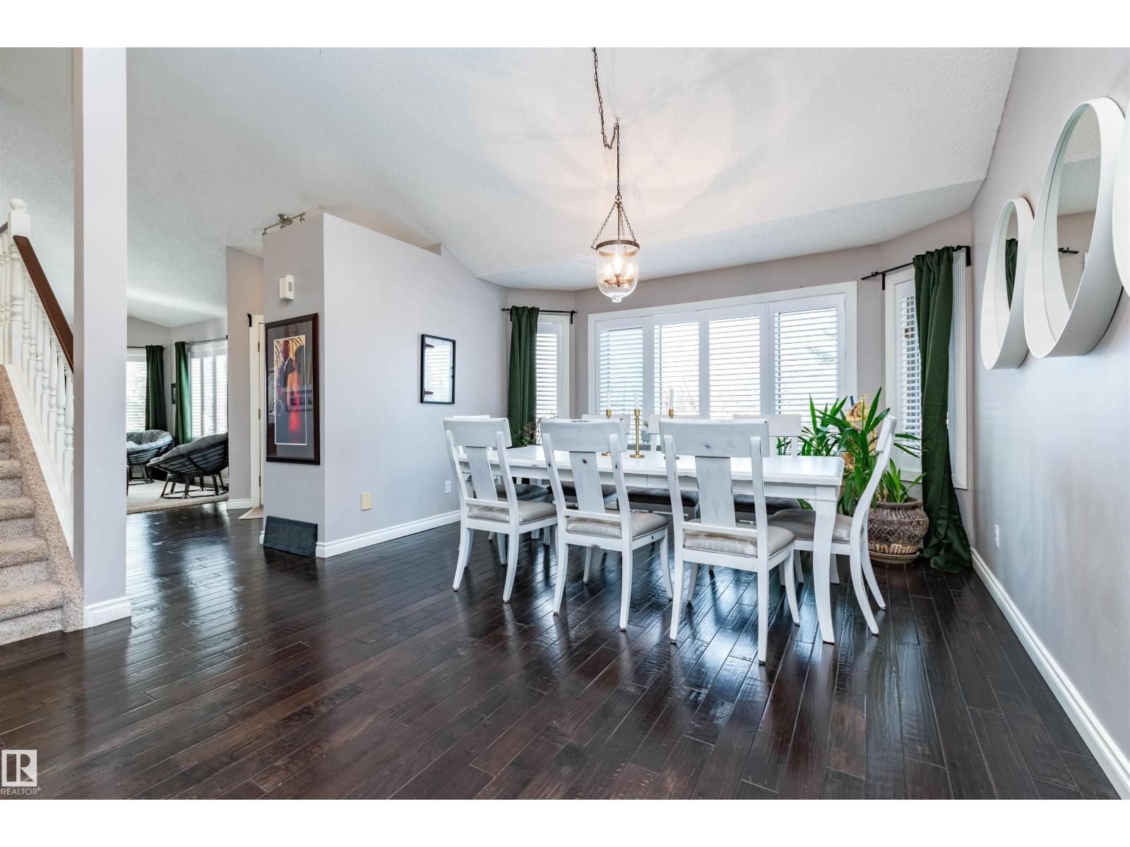 730 ESTATE DR, Sherwood Park