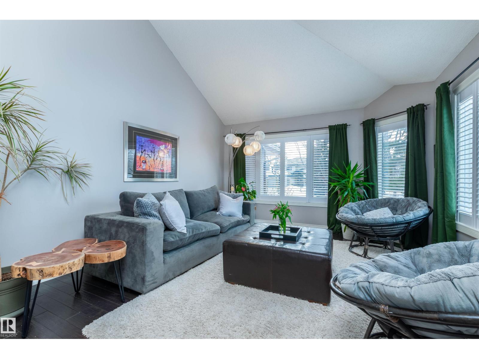 730 ESTATE DR, Sherwood Park