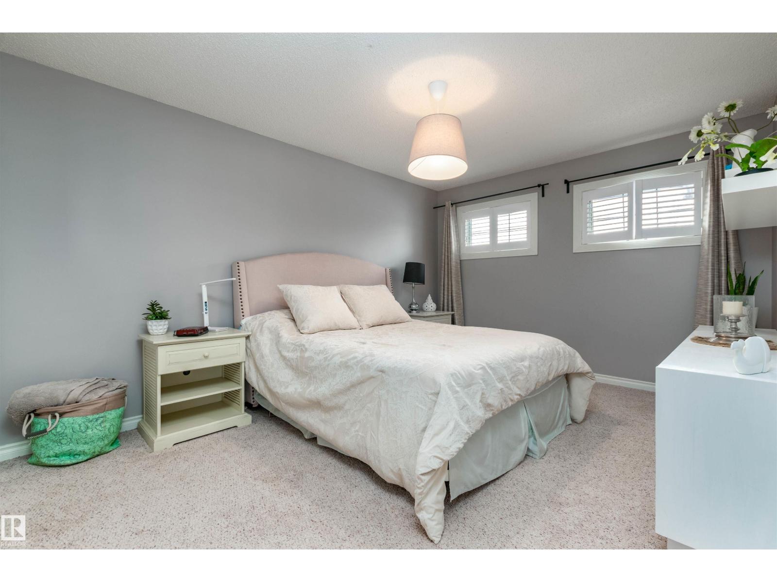 730 ESTATE DR, Sherwood Park