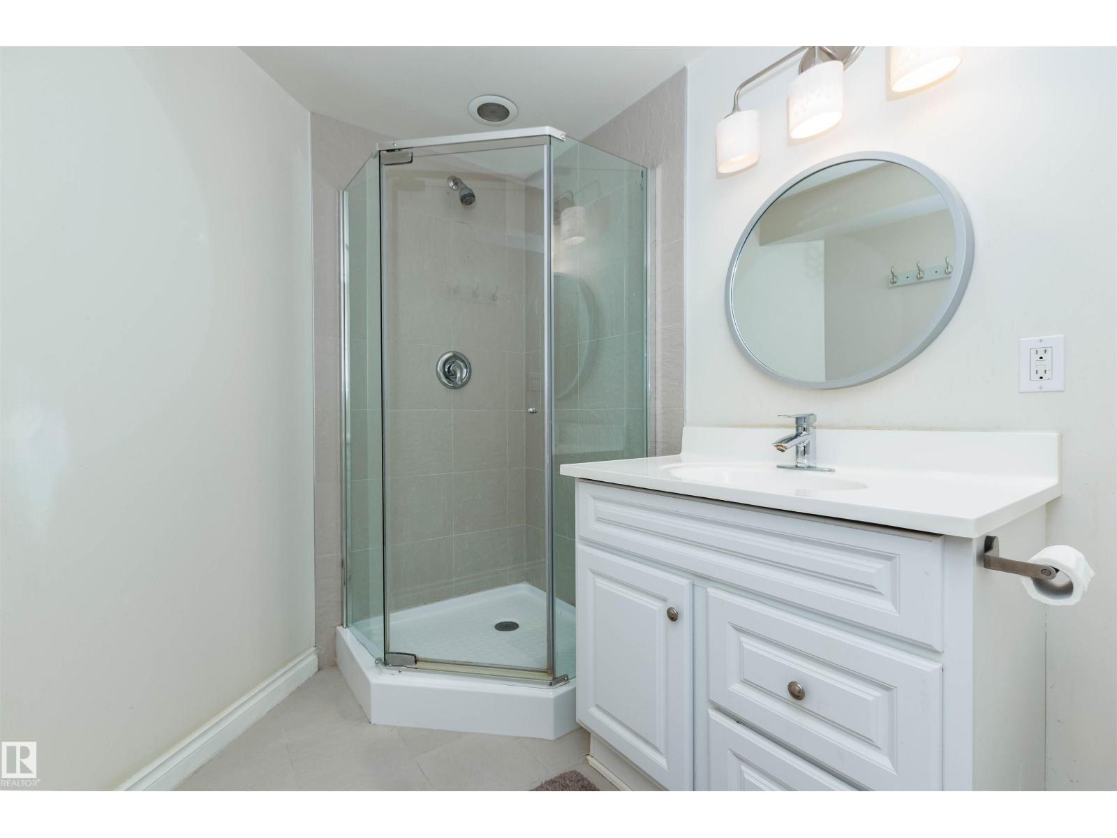 730 ESTATE DR, Sherwood Park