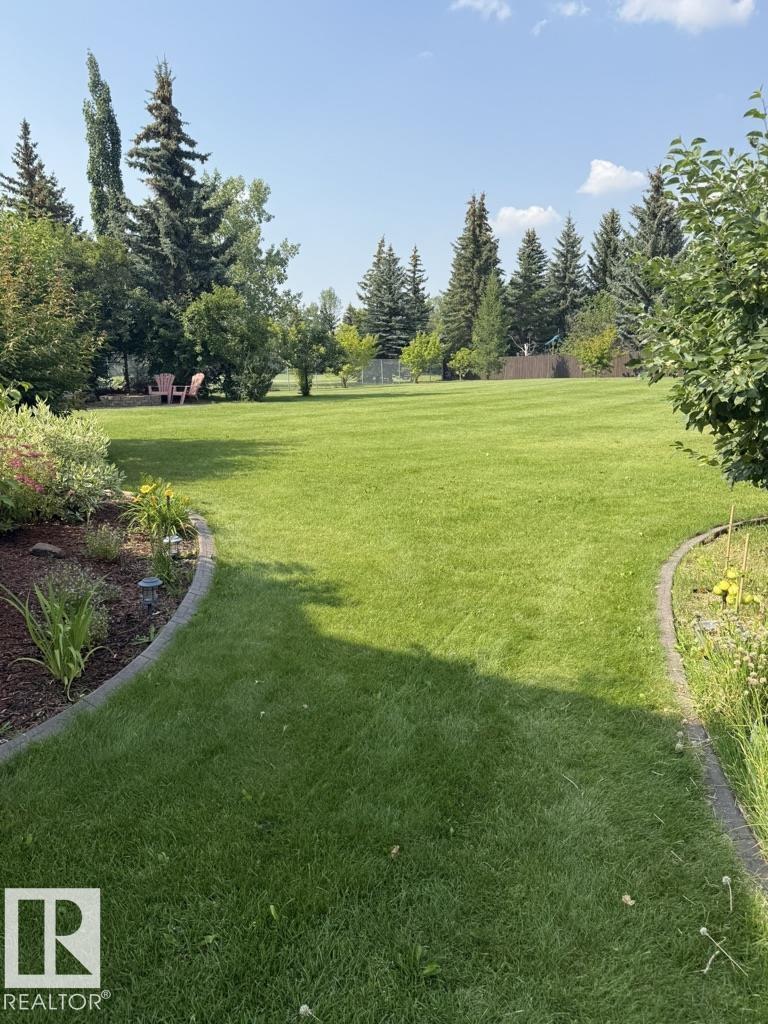 730 ESTATE DR, Sherwood Park