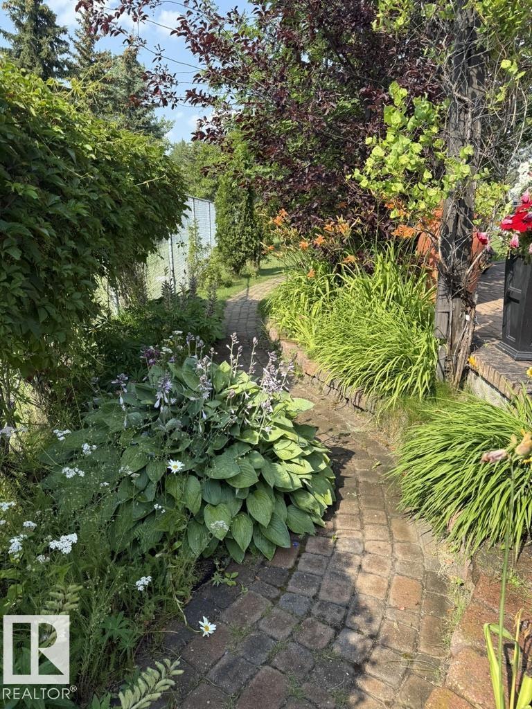 730 ESTATE DR, Sherwood Park