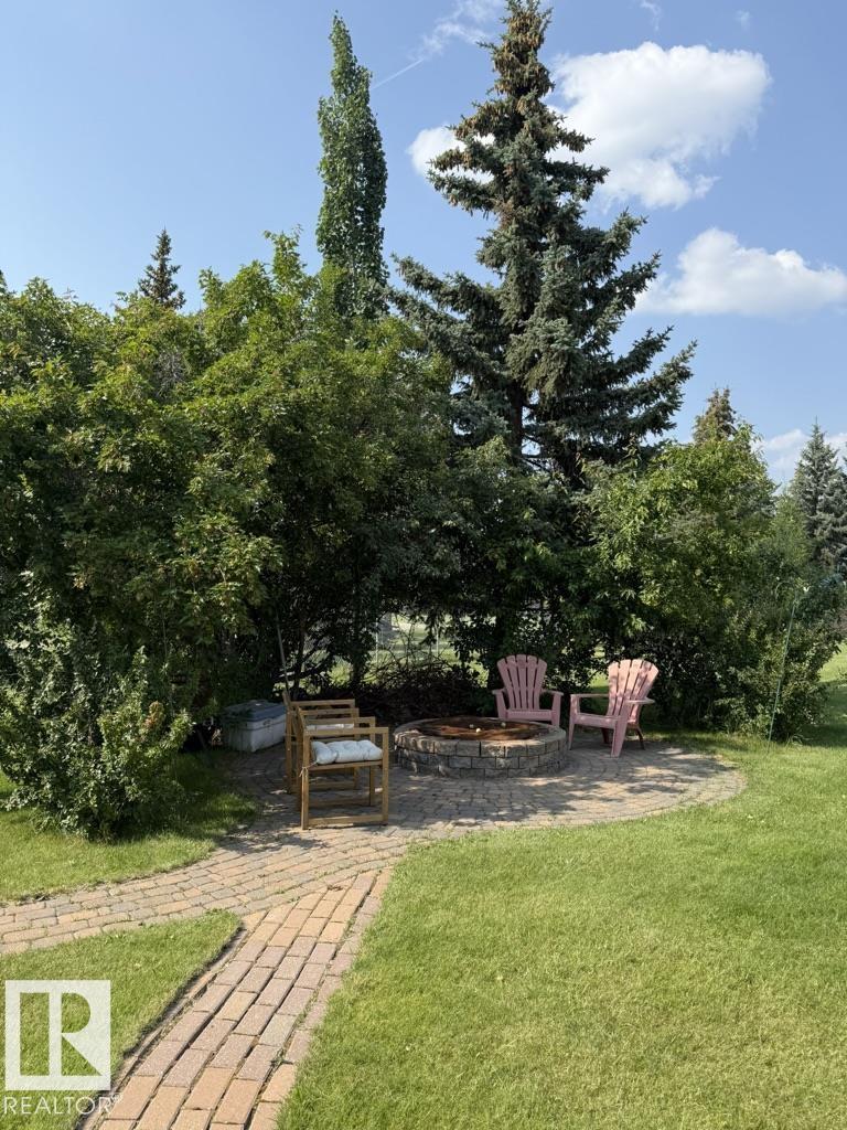 730 ESTATE DR, Sherwood Park