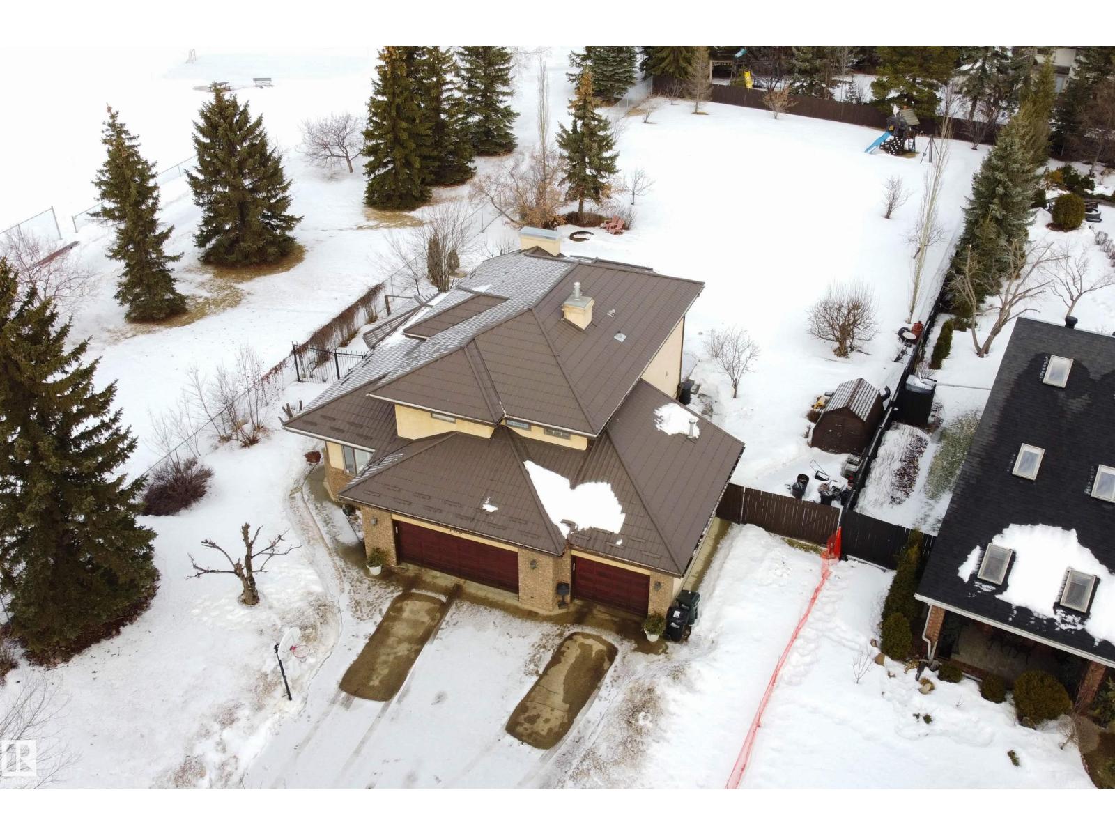 730 ESTATE DR, Sherwood Park