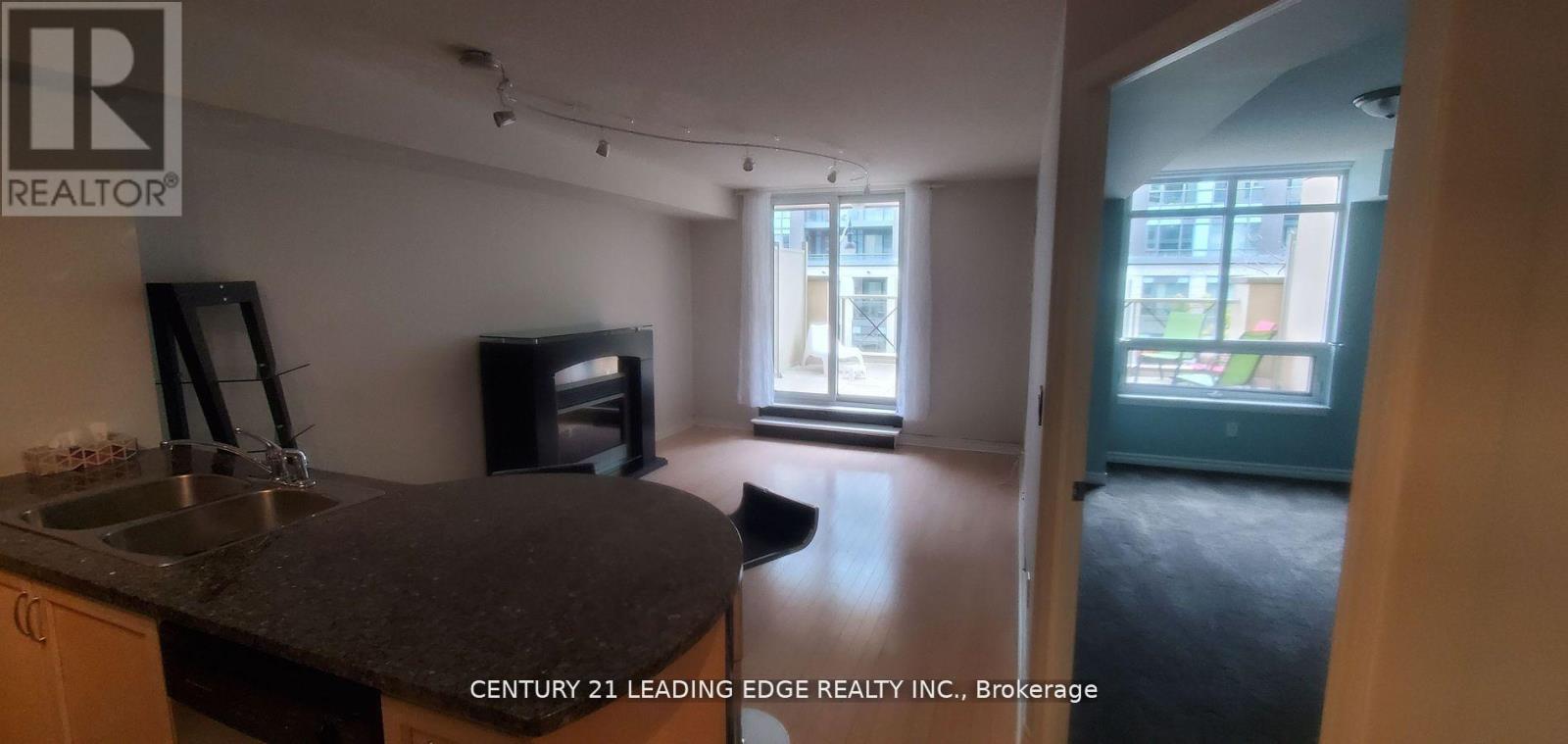 #212 18 KENASTON GARDENS - 5