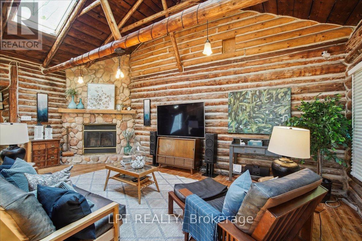 1689 CHIEF JOSEPH SNAKE ROAD - 10